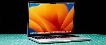 Apple MacBook Pro (2024) Review: M2 Pro and M2 Max Flex