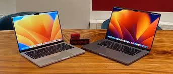 Apple MacBook Pro (2023) Review: M2 Pro and M2 Max Flex