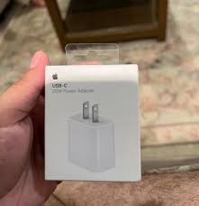 Apple 20W USB-C Power Adapter review